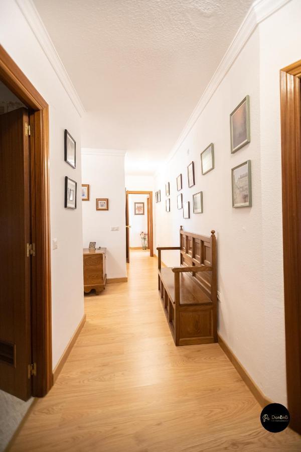 Apartment La Peineta Ronda Eksteriør billede