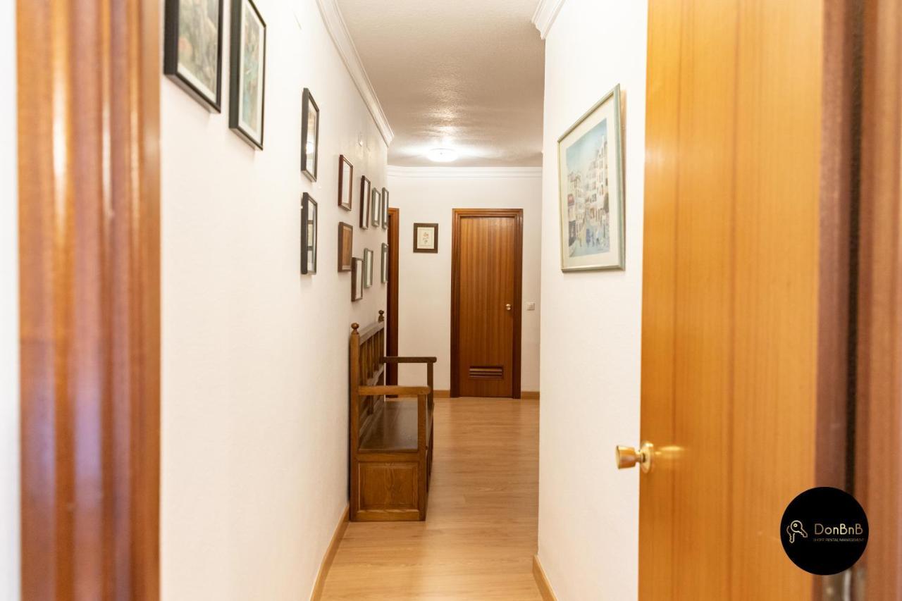 Apartment La Peineta Ronda Eksteriør billede